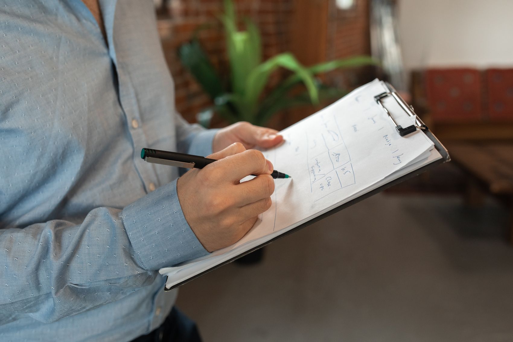 Writing up a specification on a clipboard